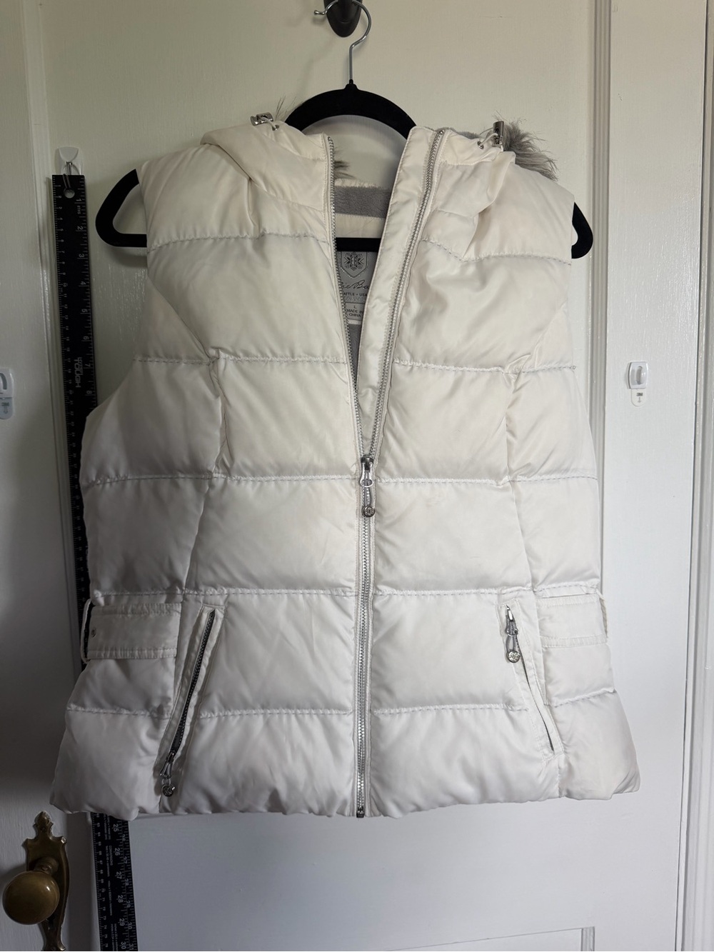 Eddie Bauer Cream Hooded Quilted Puffer Vest